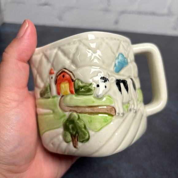 Vintage 1982 Otagiri Japan Country Farm Cow Scene Creamer - Picture 2 of 7